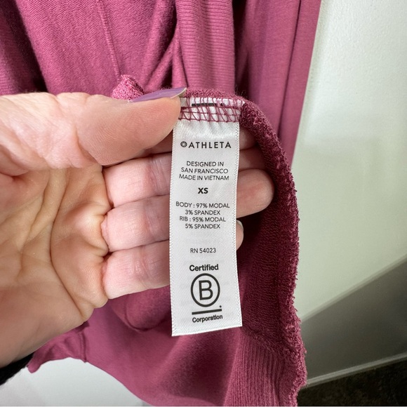 athleta  pranayama open front nirvana wrap in victorian berry size xs - Picture 6 of 10